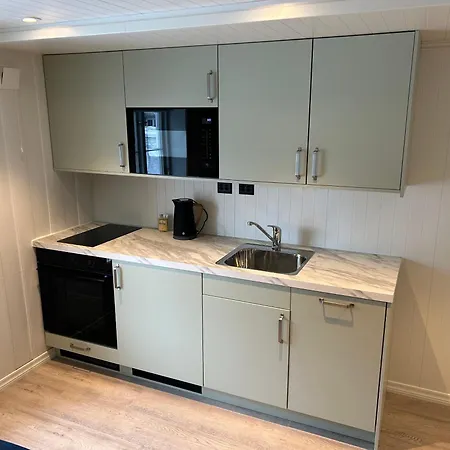 Finsnes Gaard Hotel 2*