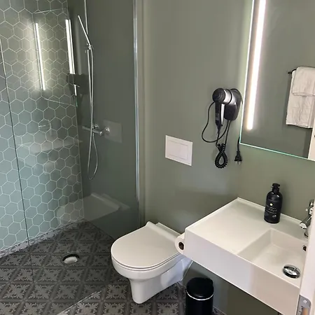 Finsnes Gaard 2* フィンスネス