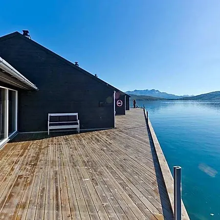 Finsnes Gaard Hotel Finnsnes