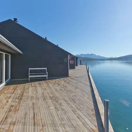 Finsnes Gaard ホテル フィンスネス