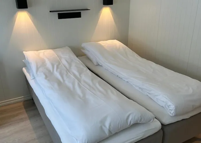 Finsnes Gaard Hotell 2*