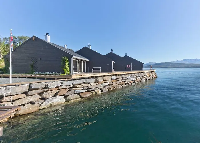 Finsnes Gaard Finnsnes